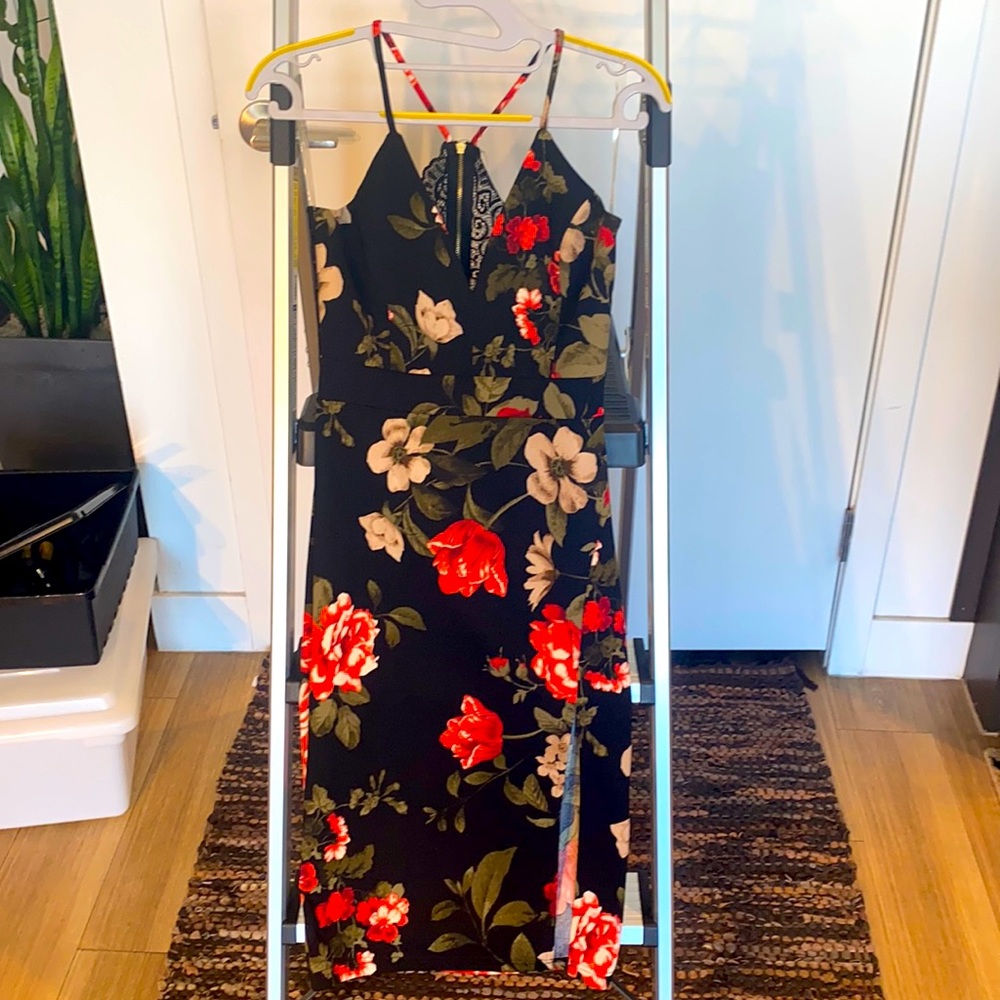Sexy lace back open waist dress